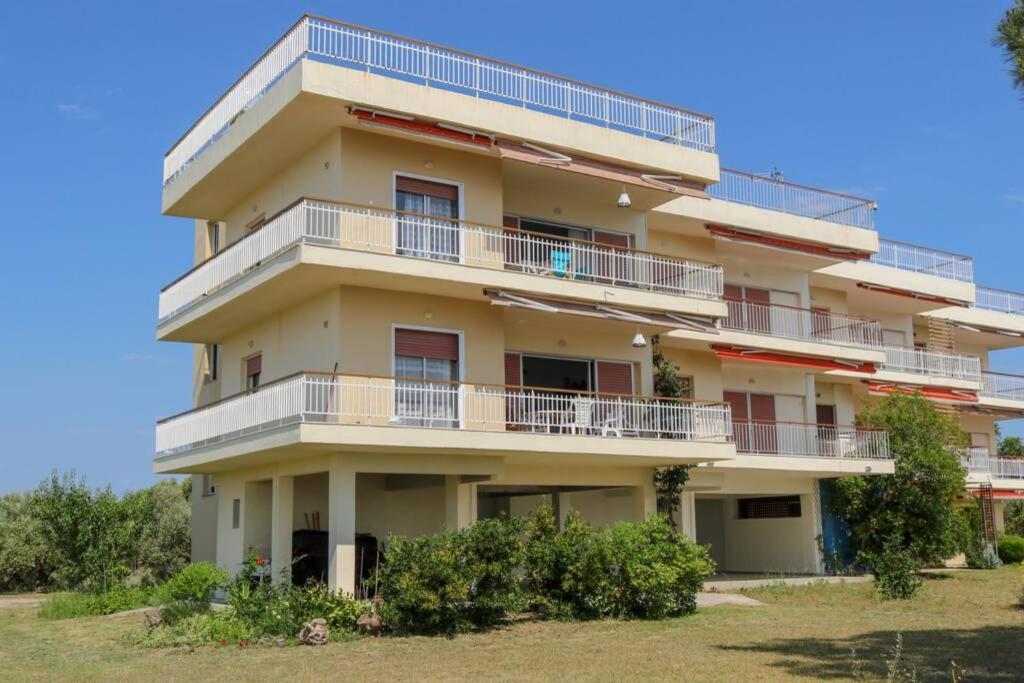 Sunshine House Offering Spectacular Views To Olymp A Apartment Nea Iraklia Bagian luar foto
