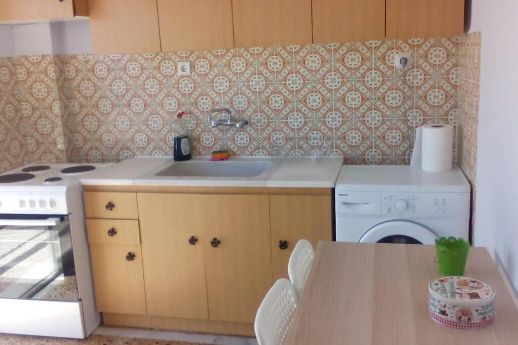 Sunshine House Offering Spectacular Views To Olymp A Apartment Nea Iraklia Bagian luar foto