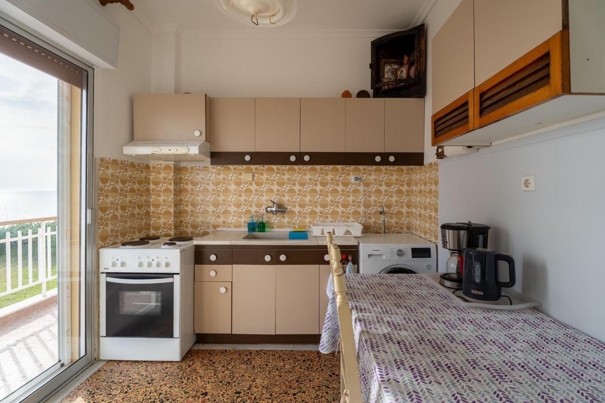 Sunshine House Offering Spectacular Views To Olymp A Apartment Nea Iraklia Bagian luar foto